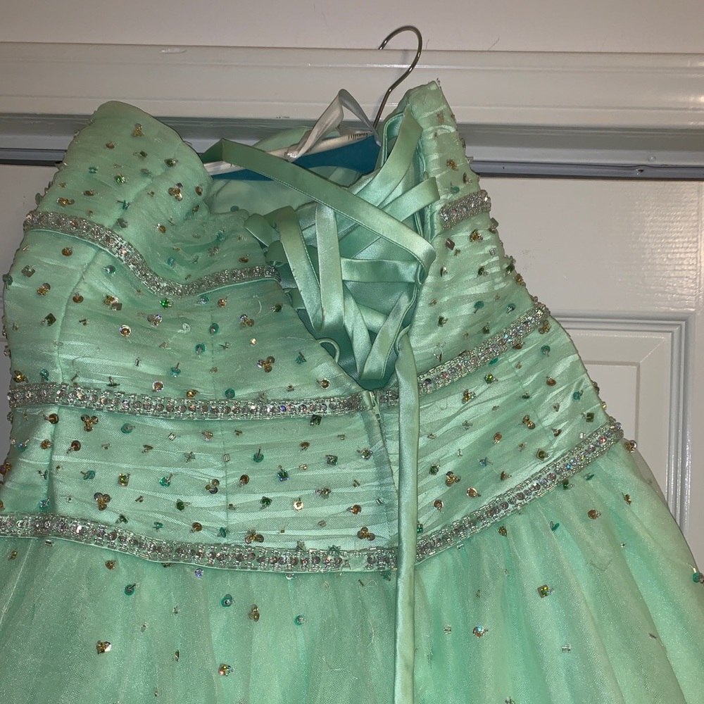 Tiffany Designs Prom/Pageant - Picture 2 of 5